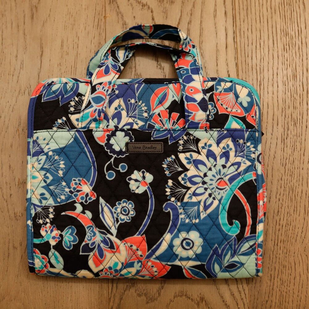 Vera Bradley Hanging Travel Organizer Quilted Cosmetic Lotus Flower Swirl